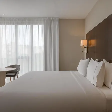 Ac Ciutat De By Marriott Готель