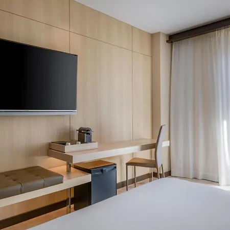 Ac Ciutat De By Marriott Готель 4*