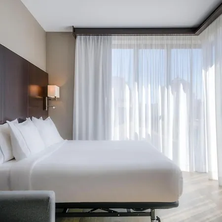 Ac Ciutat De By Marriott Готель